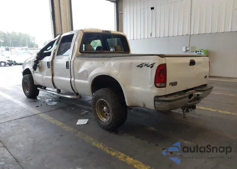 2004 Ford F-250 Lariat/Xl/Xlt z USA, uszkodzony, nr VIN 1FTNW21P44ED21771